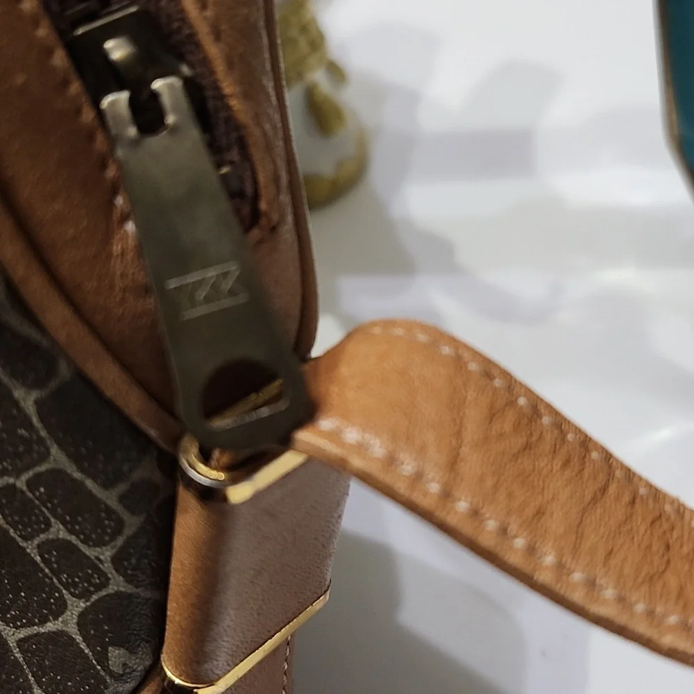 Nina Ricci Signature Logo Handbag Shoulder Bag Leather Tan Brown Animal Vtg Rare